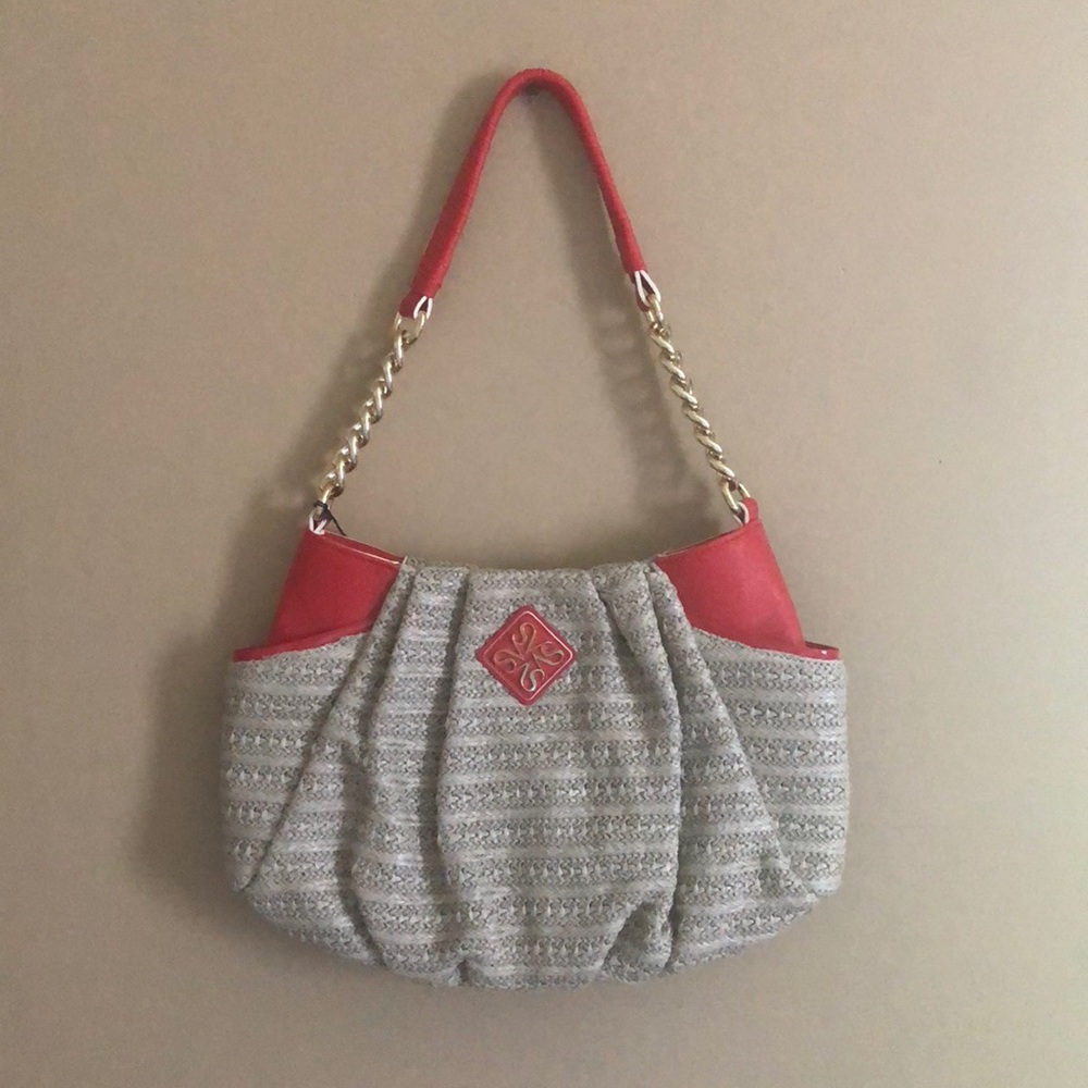Vera Wang Straw Handbag 👜